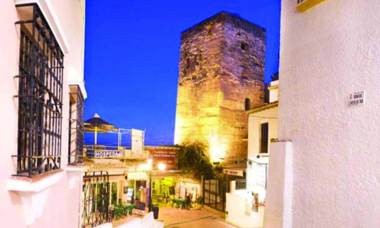 Apt. P/3 10' From The Beach W/Wifi In Torremolinos Bagian luar foto